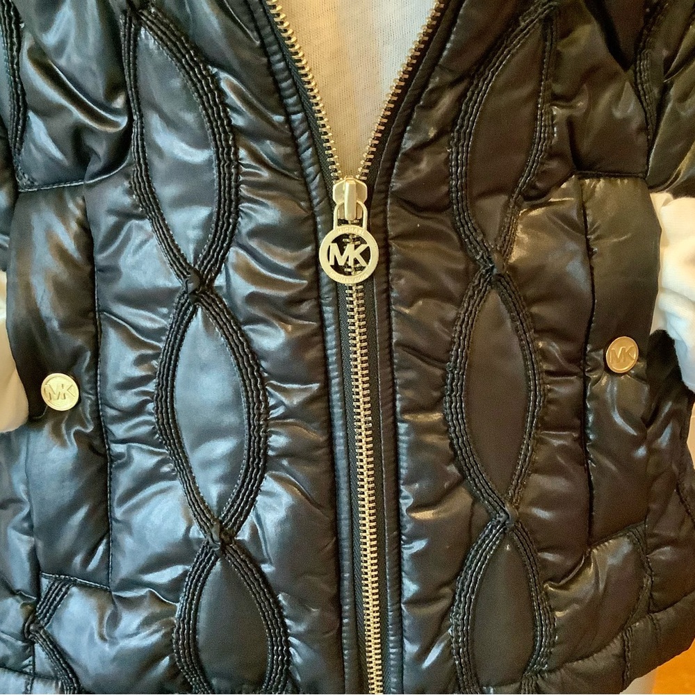 Michael Michael Kors Black Basic Puffer Vest With… - image 8